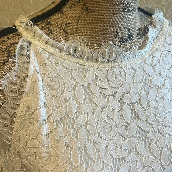 Berryou cream lace, halter top, XXL, NWT | offer in description - Picture 3 of 7